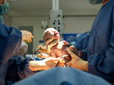 Přirozený porod po císařském řezu: Kdy je tato možnost reálná?