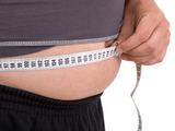 Zmenšení žaludku pomáhá lidem s obezitou, která je ohrožuje na životě