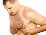 Zvětšená prsa dokážou muže potrápit