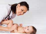 Vyšetření kyčlí kojenců odhalí vrozenou vadu kyčelního kloubu