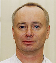 MUDr. Tomislav Švestka, 46 let MUDr. Tomislav Švestka, 46 let